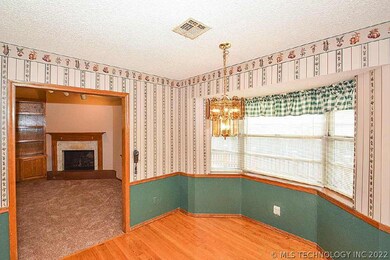 3021 S Ash Place, Broken Arrow, OK 74012 - photo 7
