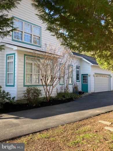 14815 King Charles Dr, Swan Point, MD 20645 - photo 5