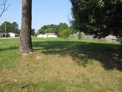 214 Maurita St, Jonesboro, AR 72401 - photo 2