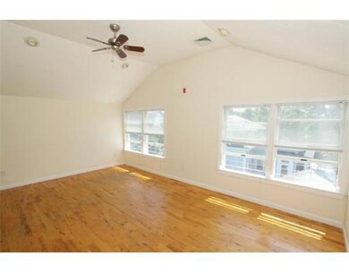 7 Oak Ave unit 11, Peabody, MA 01960 - photo 4