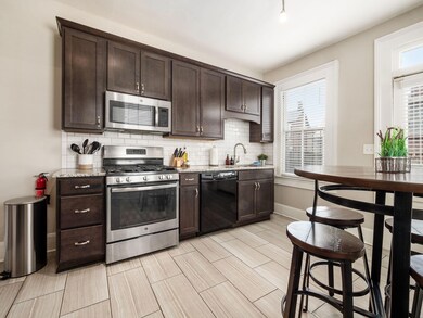 016_0373523a_N 507 4th St 040