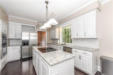 Newly renovated Kitchen with granite countertops, 