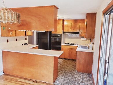 121 Union St, Randolph, MA 02368 - photo 3