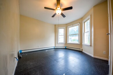 92 High St unit 3W, Waterbury, CT 06704 - photo 5