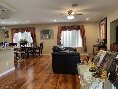 8452 Summers Ranch Ct, Las Vegas, NV 89139 - photo 4