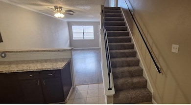 805 N Oak St unit 103, Arlington, TX 76011 - photo 4