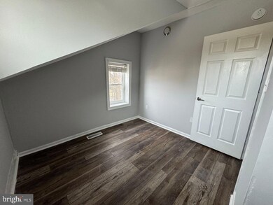 610 E 9th St unit 2, Chester, PA 19013 - photo 5
