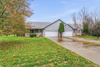 3416 Irongate Ct unit 5B, Kalamazoo, MI 49009 - photo 2