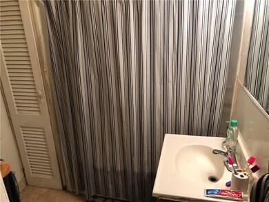 2400 Main St, Anderson, IN 46016 - photo 7