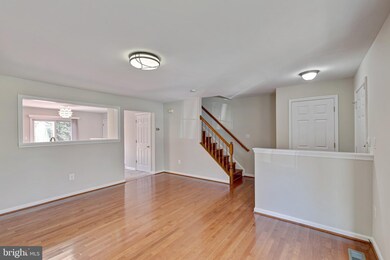 522 Highland Towne Ln, Warrenton, VA 20186 - photo 5