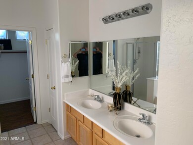 1384 E Kesler Ln unit 1, Chandler, AZ 85225 - photo 7