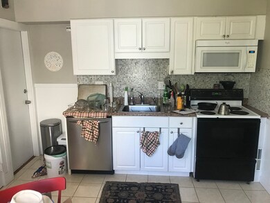 15 Saint James Ave unit 2, Somerville, MA 02144 - photo 2