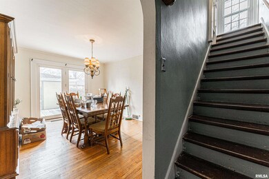 1013 Tremont St, Lincoln, IL 62656 - photo 5