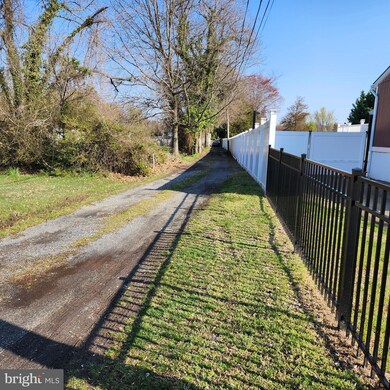 5508 Walker Mill Rd, Capitol Heights, MD 20743 - photo 3