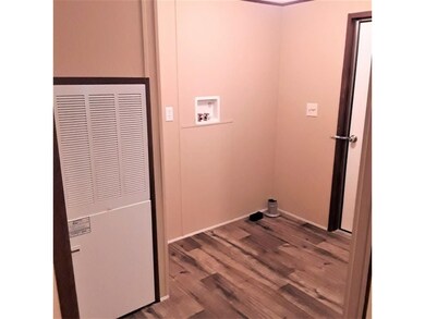 2608 Vaughn Ln, Burlington, NC 27217 - photo 6