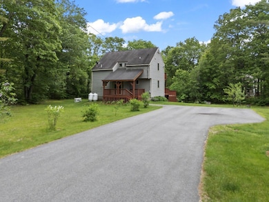 20_Cobble_Hill_Rd_0106