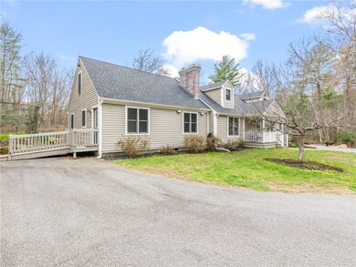 80 Maureen Cir, Mapleville, RI 02839 - photo 2