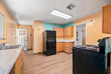 420 6th St, Havre, MT 59501 - photo 5