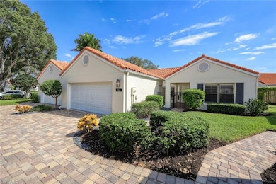 714 Reef Point Cir, Naples, FL 34108 - photo 3