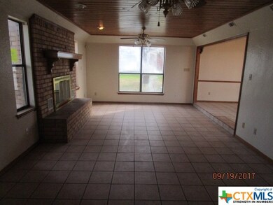 703 Skyline Dr, Copperas Cove, TX 76522 - photo 4