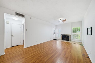 7900 N Stadium Dr unit 59, Houston, TX 77030 - photo 3