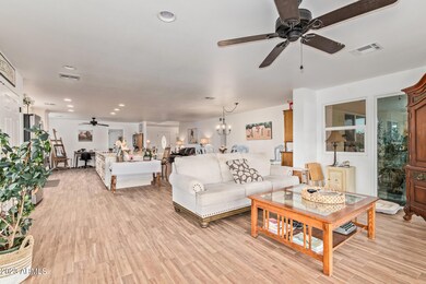 NICE OPEN FLOOR PLAN