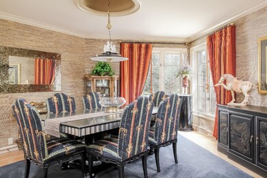 013-Dining_Room-2655670-medium