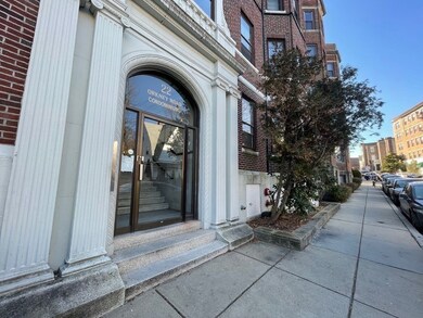 22 Orkney Rd unit 5, Brighton, MA 02135 - photo 2