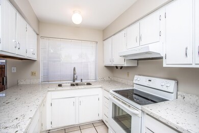 Hacienda Unit B-3