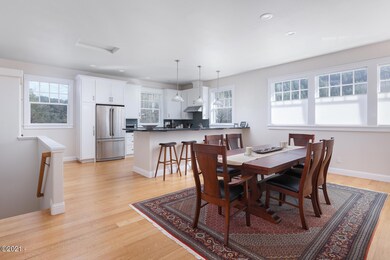 Kitchen/Dining