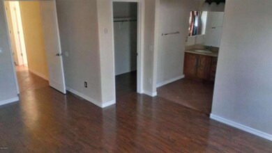 Master Bedroom Walk-In