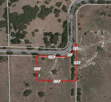 318 E Industrial Blvd, Cleburne, TX 76031 - photo 4