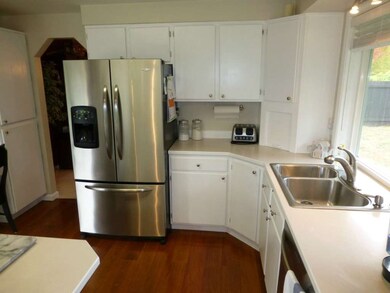 11122 Emily Ln SW, Olympia, WA 98512 - photo 6