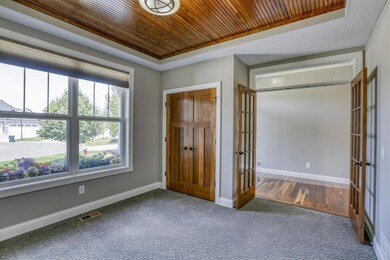 10332 Oregon Ct N, Minneapolis, MN 55445 - photo 5