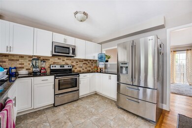 660 Cottage St unit 14, Pawtucket, RI 02861 - photo 7