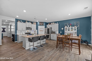 402 Isabelle St, New Bern, NC 28560 - photo 5