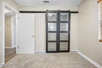 7247 Ridgeway Rd N, Jacksonville, FL 32244 - photo 3