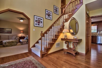 913 Greenfield Rd, Moscow, PA 18444 - photo 6