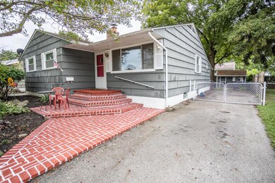1057 Racine-4