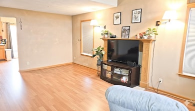 7589 Stanton Ave, Rockford, IL 61109 - photo 2