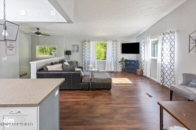 08-Living Room_DMD_4722