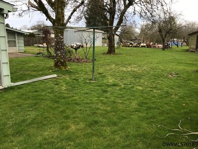 2121 E Ellendale Ave, Dallas, OR 97338 - photo 3