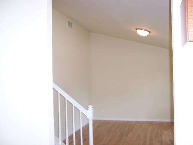 124 Pueblo Rd, Carpentersville, IL 60110 - photo 3