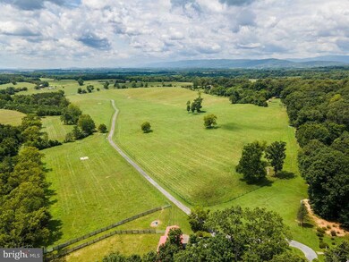 1115 Chapel Rd, Middletown, VA 22645 - photo 4