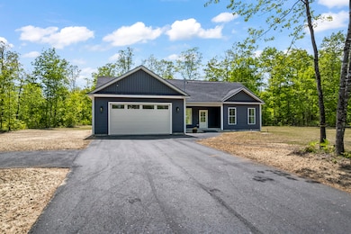 25 Sarah Vaughn Rd_102