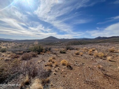 1530 S Rudys Trail, Dewey-Humboldt, AZ 86327 - photo 5