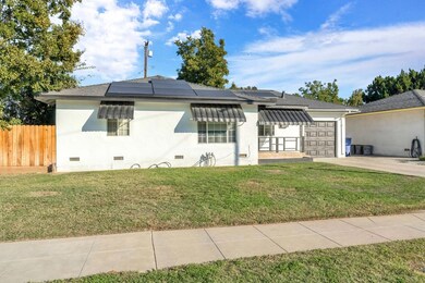 1562 N Fay Ave, Fresno, CA 93728 - photo 4