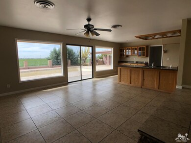 2480 N Defrain Blvd, Blythe, CA 92225 - photo 4
