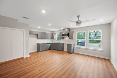 8715 Bertwood St, Houston, TX 77016 - photo 3