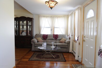 Front_living_room